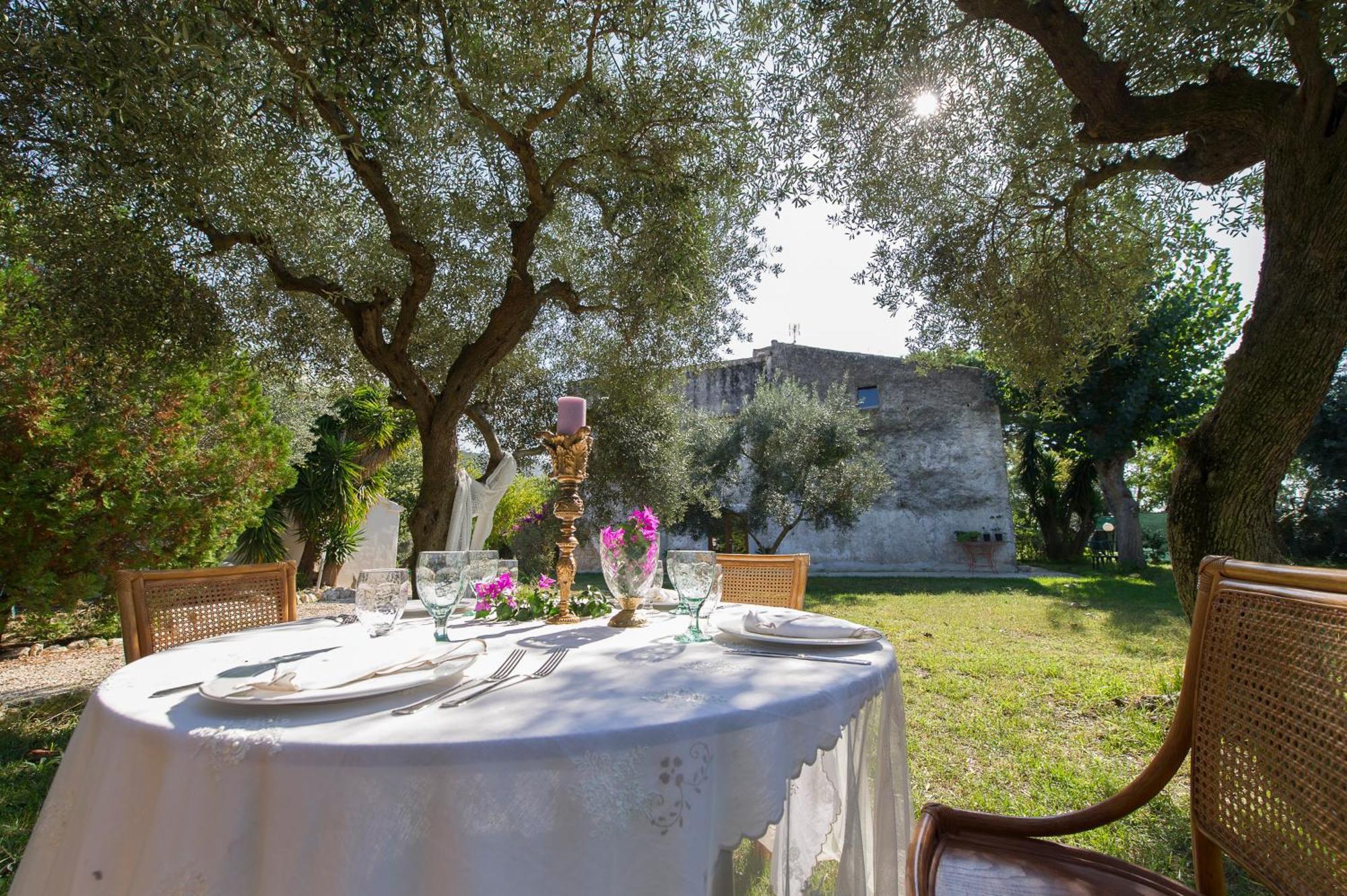 Agriturismo Masseria Pozzo 斯佩隆加 外观 照片